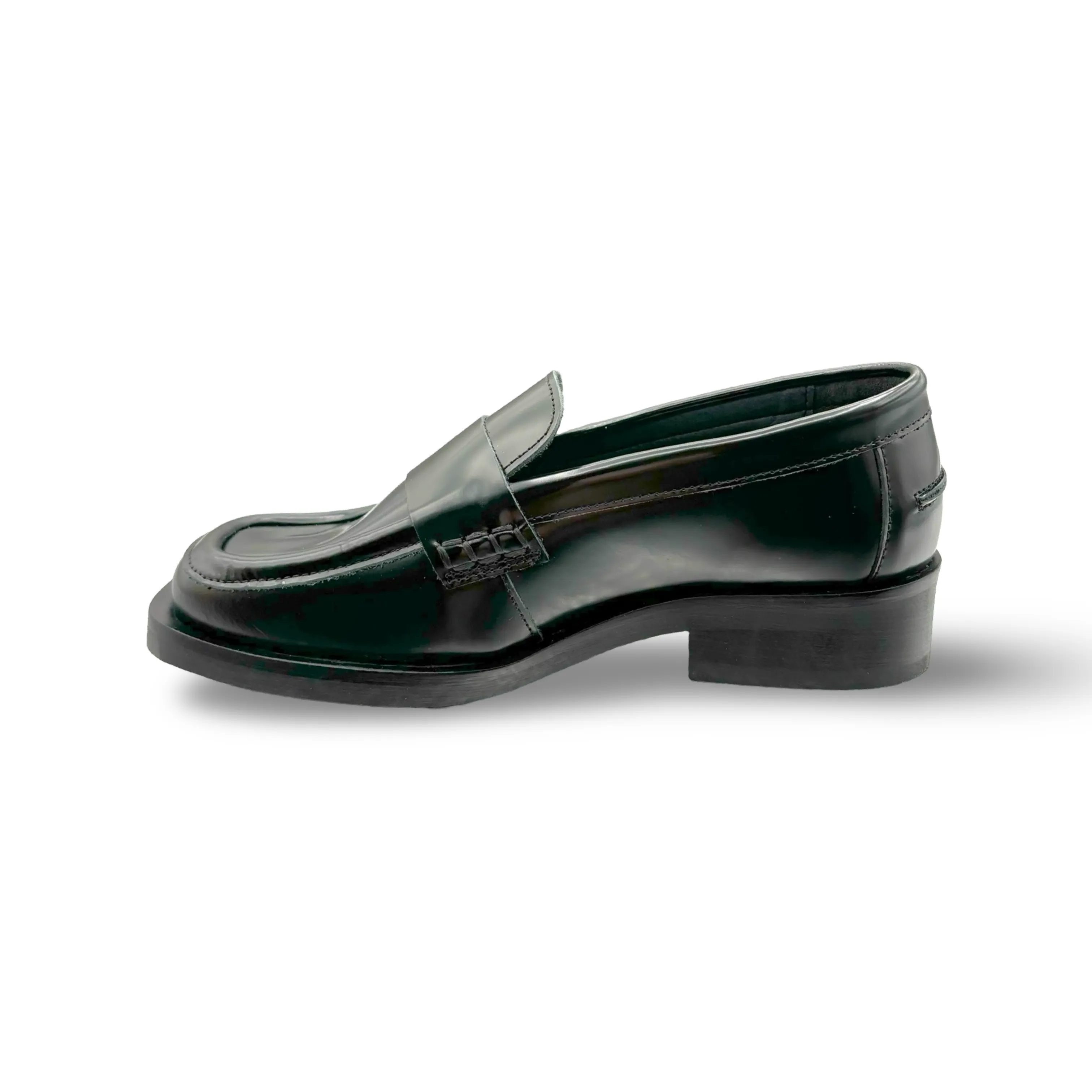 EMILY Black Loafer