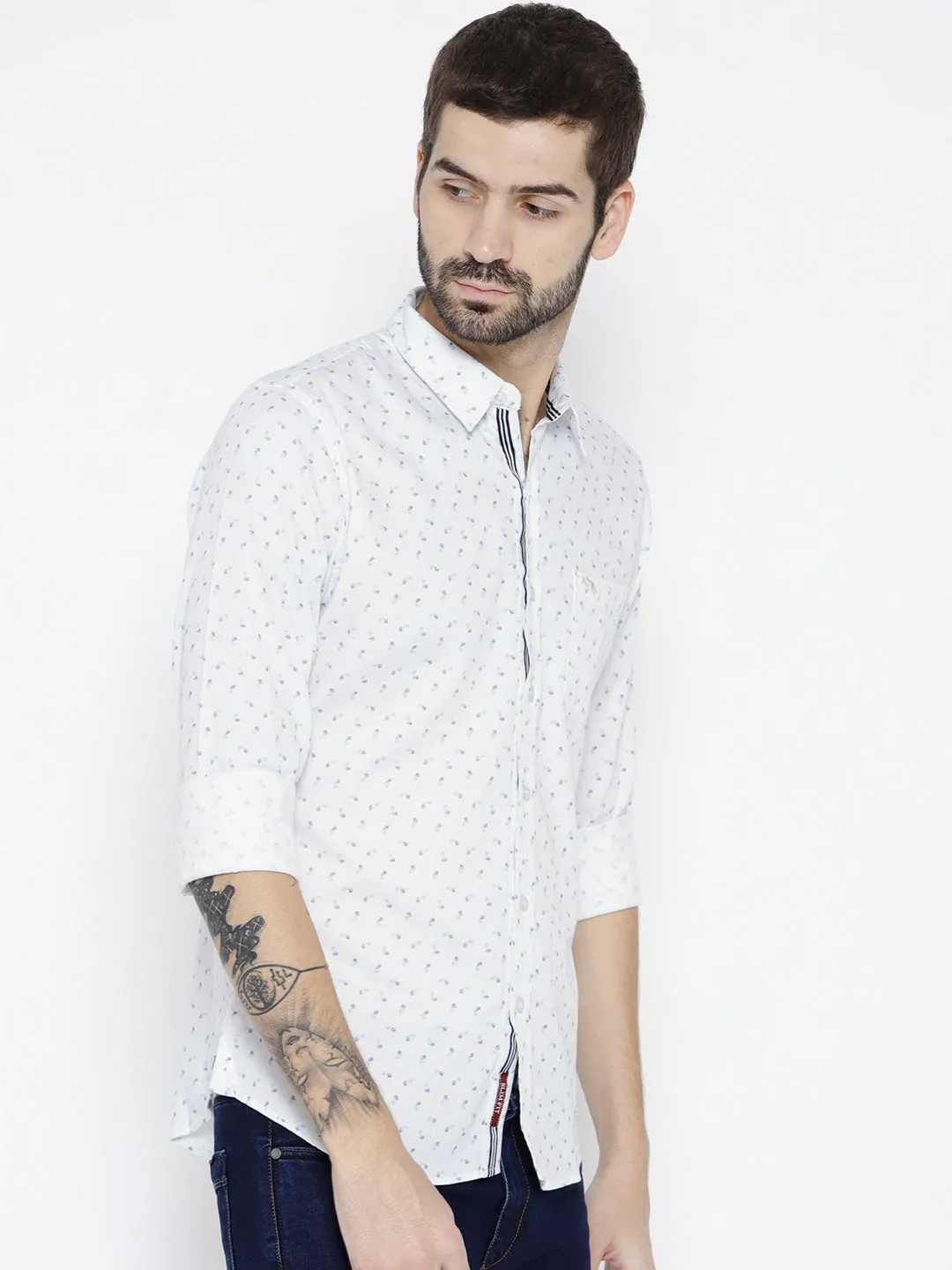 Men White Slim Fit Printed Casual Shirt