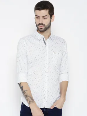 Men White Slim Fit Printed Casual Shirt