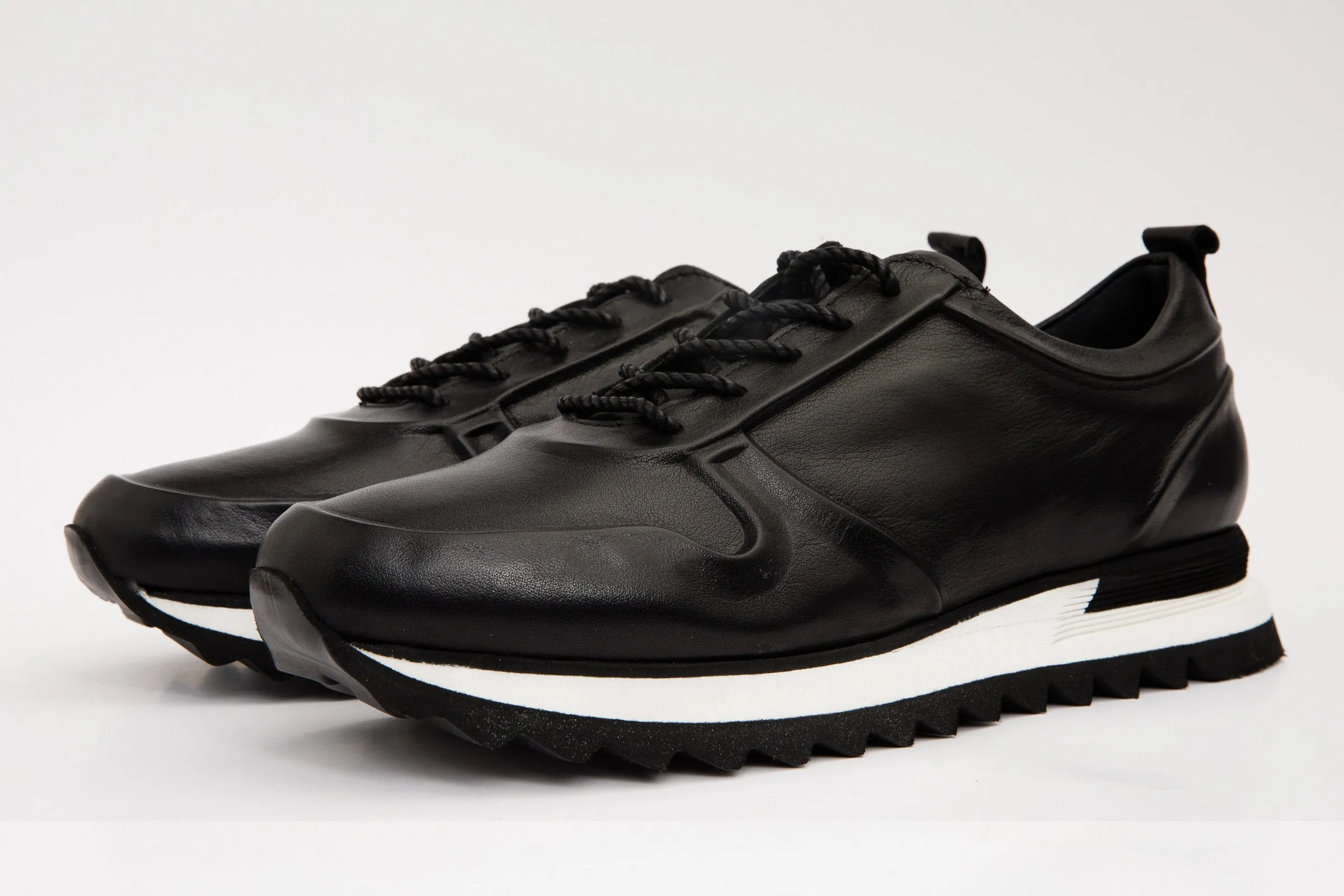 The Barnett Black Leather Men Sneaker Final Sale!